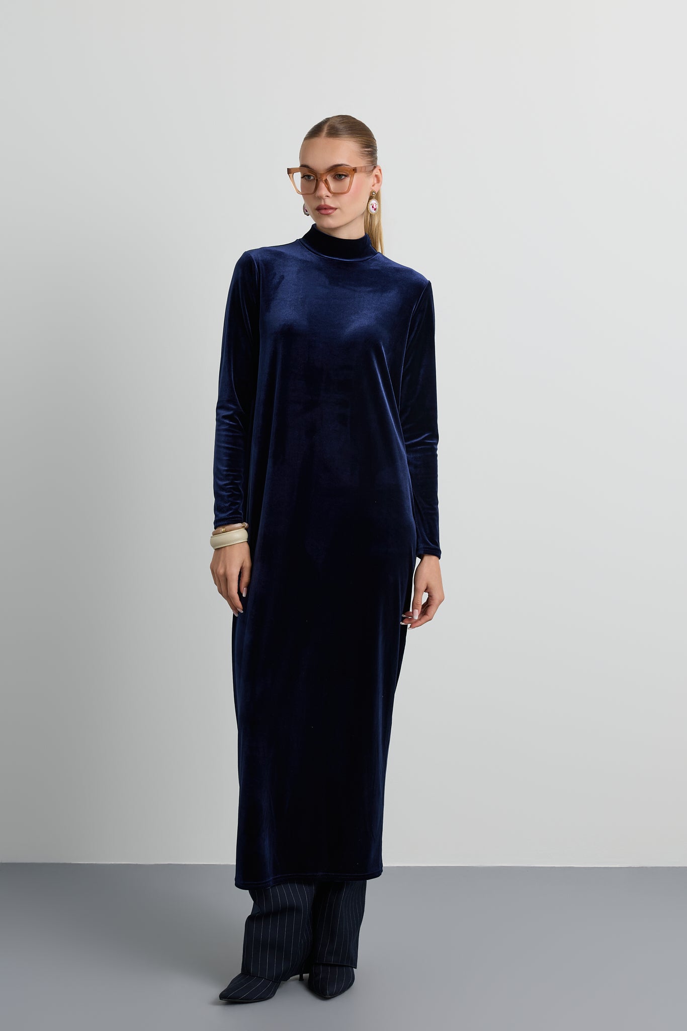 Luna Velvet Maxi Turtleneck
