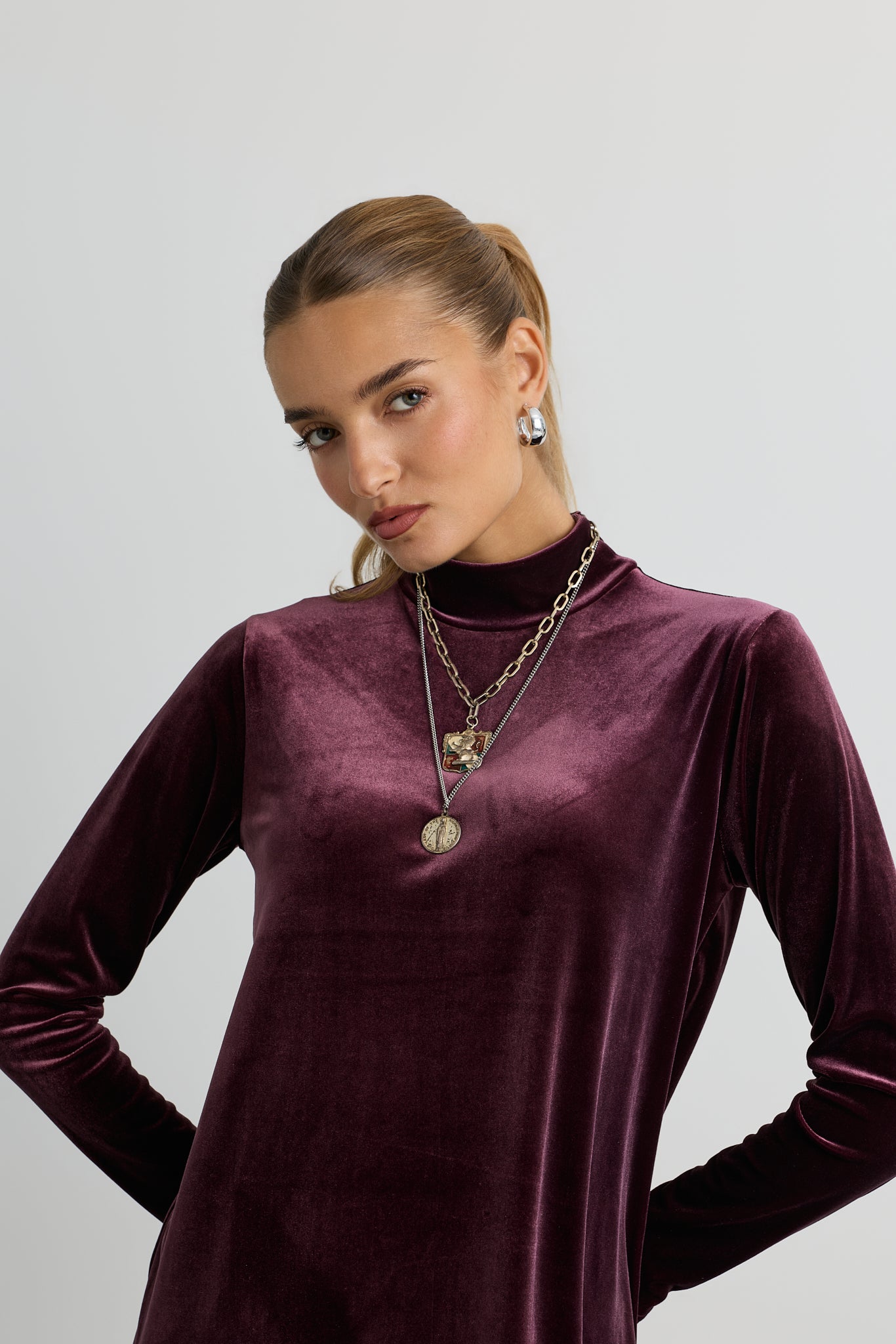 Luna Velvet Maxi Turtleneck
