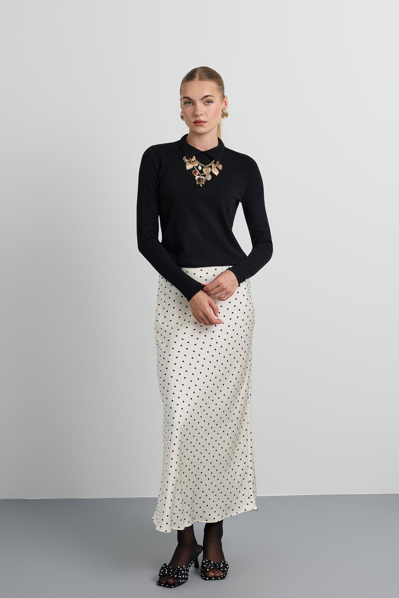 Women's Flat Knit Collared Sweater