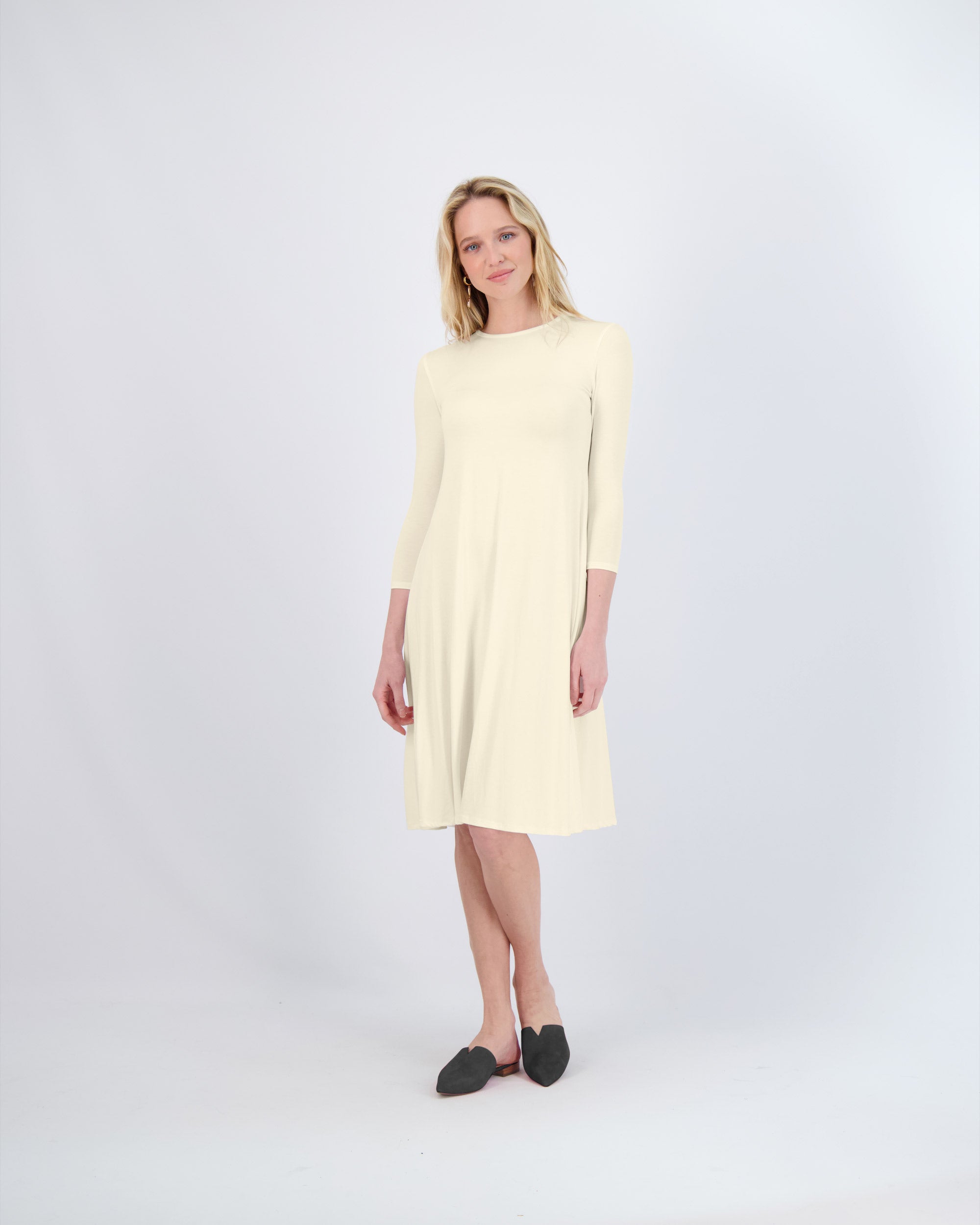 3/4 Sleeve Halo Dress