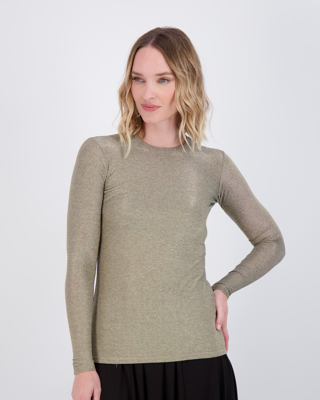 מעטפת עם שרוולים ארוכים ומנצנצים